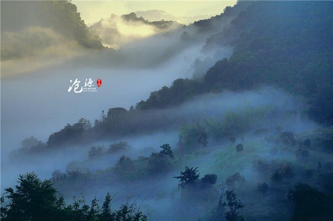 湖南浏阳：礼遇道德模范 榜样引领前行