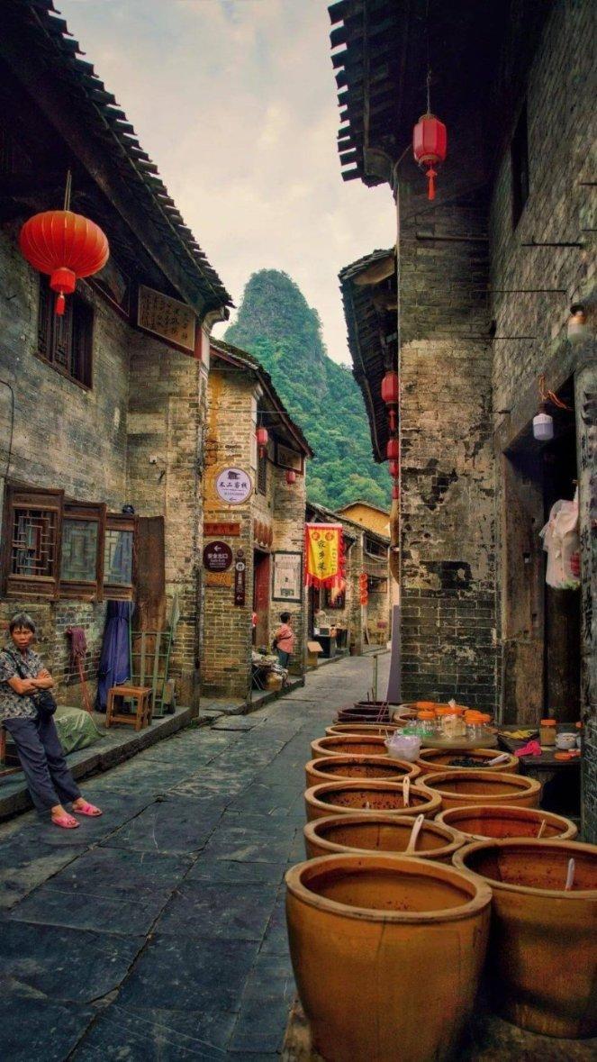 中国平安人寿保险大连分公司个人代理人被责令改正,给予警告,并处1万元罚款